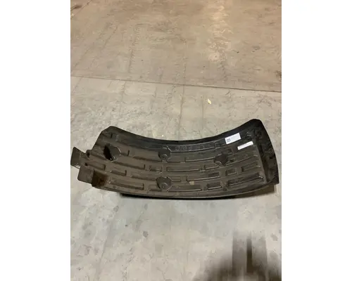 KENWORTH T660 INNER FENDER
