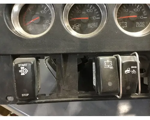KENWORTH T660 INSTRUMENT CLUSTER
