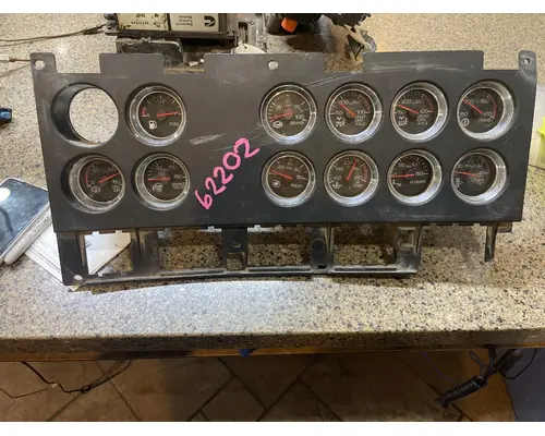 KENWORTH T660 Instrument Cluster