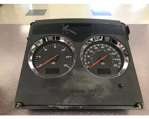 KENWORTH T660 Instrument Cluster