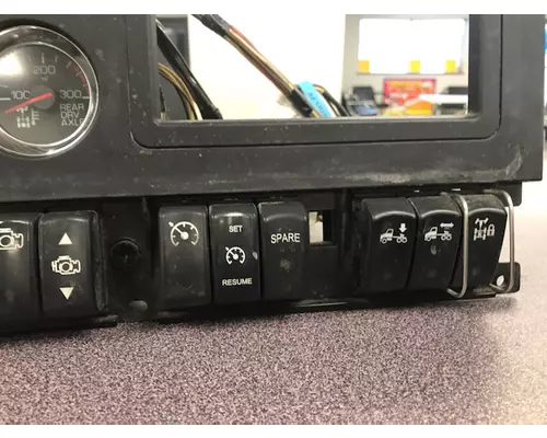 KENWORTH T660 Instrument Cluster