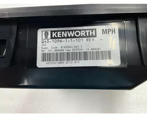 KENWORTH T660 Instrument Cluster