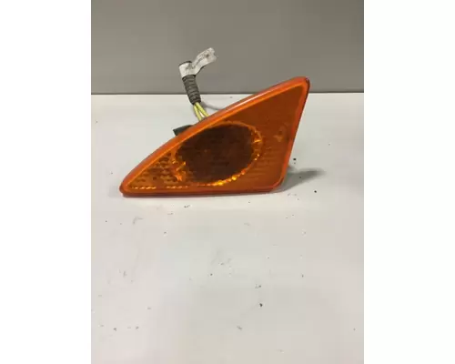 KENWORTH T660 LAMP, CLEARANCE