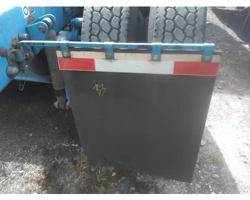 KENWORTH T660 MUD FLAP