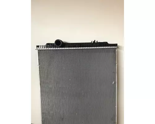 KENWORTH T660 Radiator