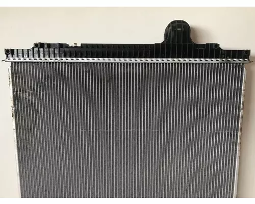 KENWORTH T660 Radiator