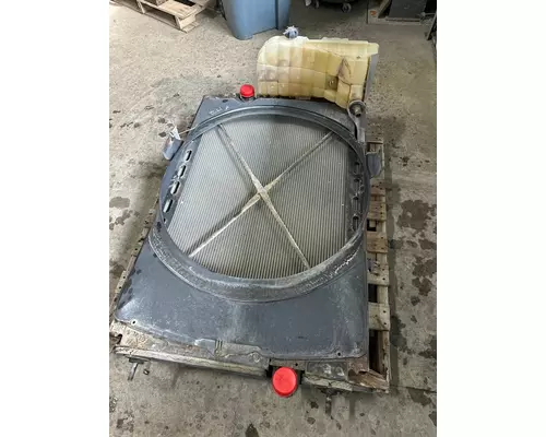 KENWORTH T660 Radiator
