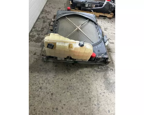 KENWORTH T660 Radiator