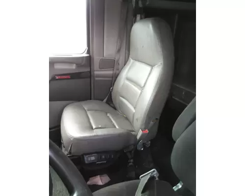 KENWORTH T660 SEAT, FRONT