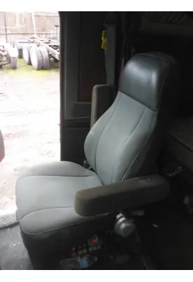 KENWORTH T660 SEAT, FRONT