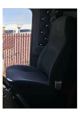 KENWORTH T660 SEAT, FRONT