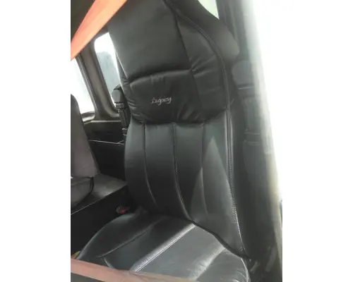 KENWORTH T660 SEAT, FRONT