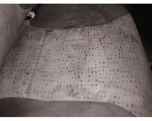 KENWORTH T660 SEAT, FRONT