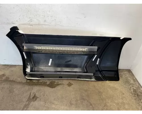 KENWORTH T660 Side Fairing
