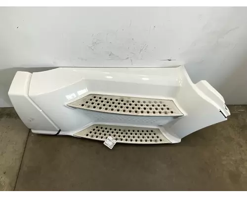 KENWORTH T660 Side Fairing