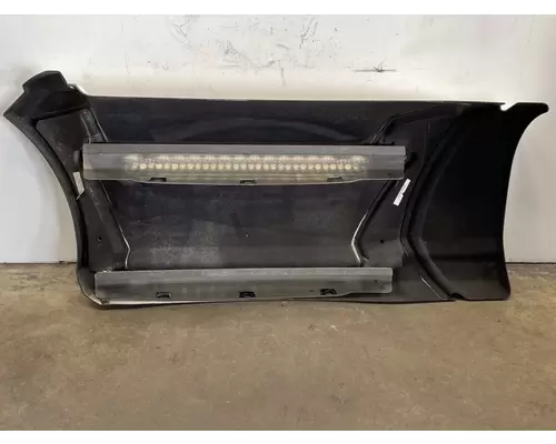 KENWORTH T660 Side Fairing