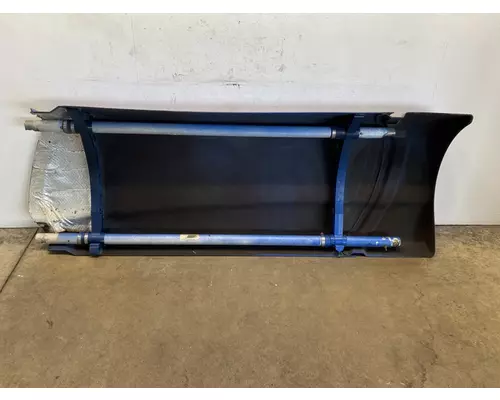 KENWORTH T660 Side Fairing