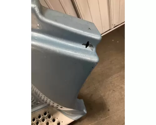 KENWORTH T660 Skirt