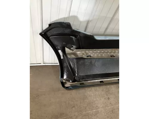 KENWORTH T660 Skirt