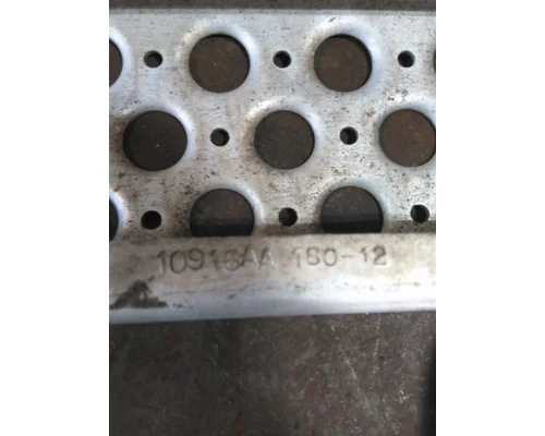 KENWORTH T660 TANK STEP