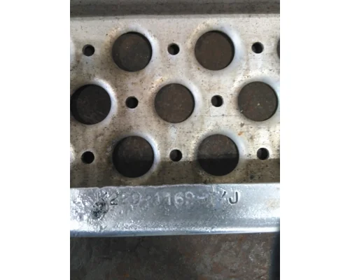KENWORTH T660 TANK STEP