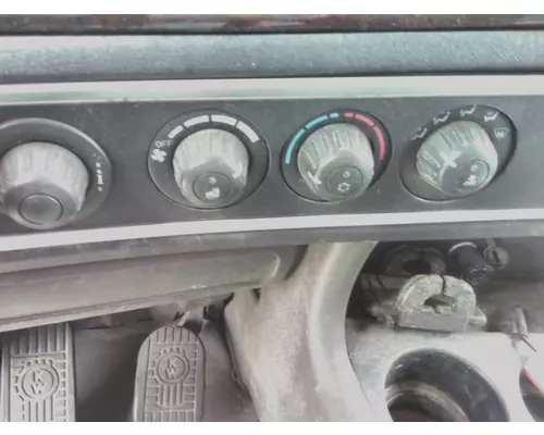 KENWORTH T660 TEMPERATURE CONTROL