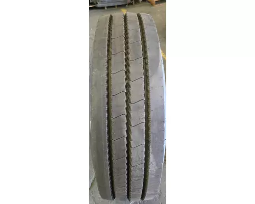 KENWORTH T660 Tire and Rim