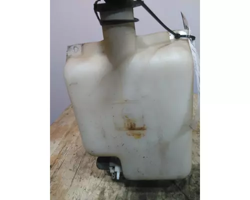 KENWORTH T660 WINDSHIELD WASHER RESERVOIR