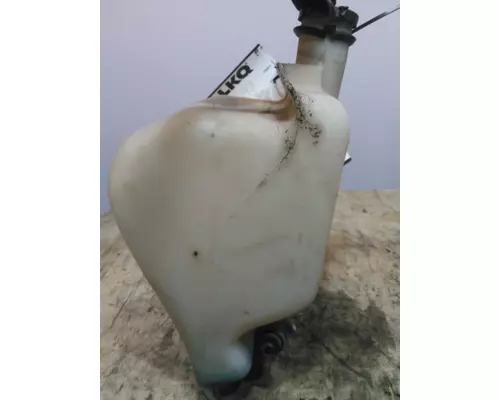 KENWORTH T660 WINDSHIELD WASHER RESERVOIR