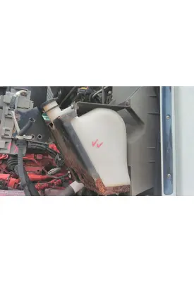 KENWORTH T660 WINDSHIELD WASHER RESERVOIR