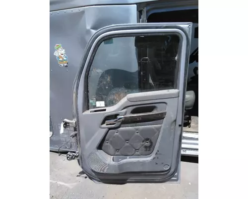 KENWORTH T680 2013-2026 DOOR ASSEMBLY, FRONT