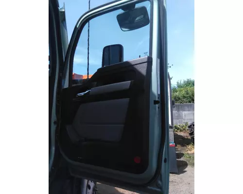 KENWORTH T680 2013-2026 DOOR ASSEMBLY, FRONT