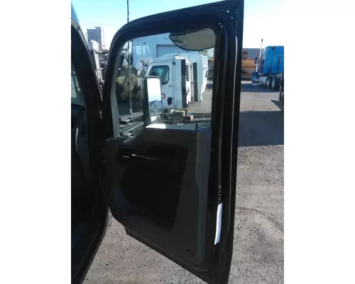 KENWORTH T680 2013-2026 DOOR ASSEMBLY, FRONT