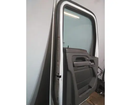 KENWORTH T680 2013-2026 DOOR ASSEMBLY, FRONT