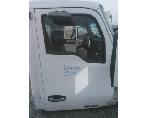 KENWORTH T680 2013-2026 DOOR ASSEMBLY, FRONT