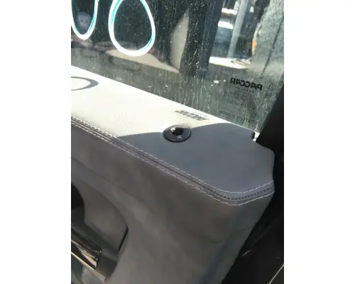 KENWORTH T680 2013-2026 DOOR ASSEMBLY, FRONT