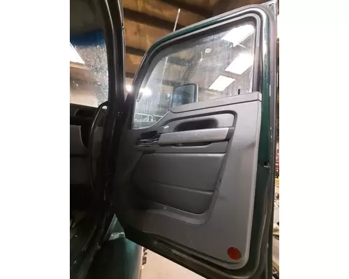 KENWORTH T680 2013-2026 DOOR ASSEMBLY, FRONT