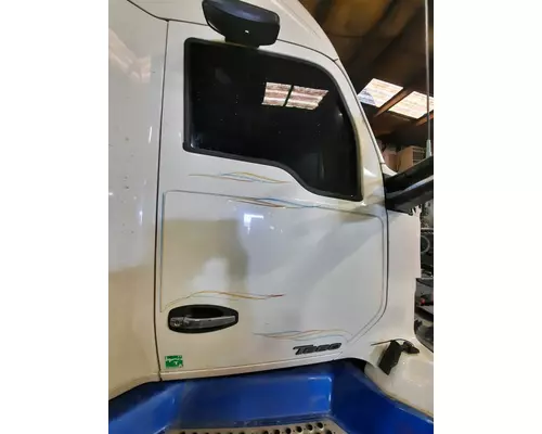 KENWORTH T680 2013-2026 DOOR ASSEMBLY, FRONT