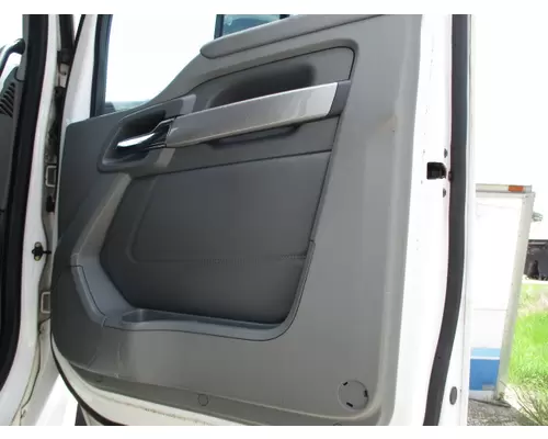 KENWORTH T680 2013-2026 DOOR ASSEMBLY, FRONT