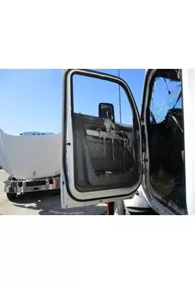 KENWORTH T680 2013-2026 DOOR ASSEMBLY, FRONT