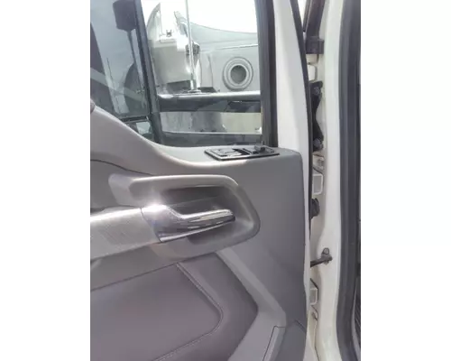 KENWORTH T680 2013-2026 DOOR ASSEMBLY, FRONT