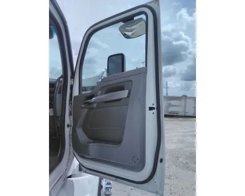 KENWORTH T680 2013-2026 DOOR ASSEMBLY, FRONT