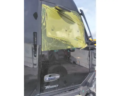 KENWORTH T680 2013-2026 DOOR ASSEMBLY, FRONT