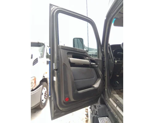 KENWORTH T680 2013-2026 DOOR ASSEMBLY, FRONT