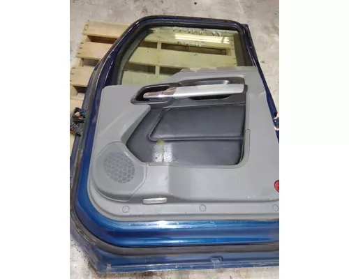 KENWORTH T680 2013-2026 DOOR ASSEMBLY, FRONT