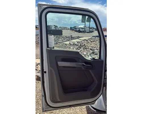 KENWORTH T680 2013-2026 DOOR ASSEMBLY, FRONT