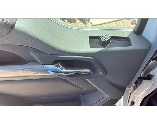 KENWORTH T680 2013-2026 DOOR ASSEMBLY, FRONT