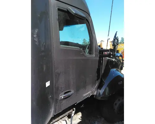 KENWORTH T680 2013-2026 DOOR ASSEMBLY, FRONT