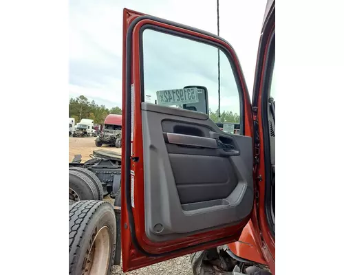 KENWORTH T680 2013-2026 DOOR ASSEMBLY, FRONT