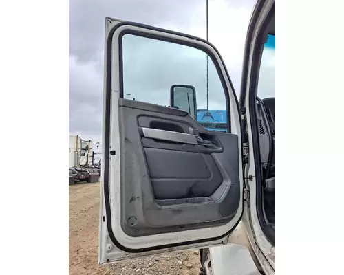 KENWORTH T680 2013-2026 DOOR ASSEMBLY, FRONT